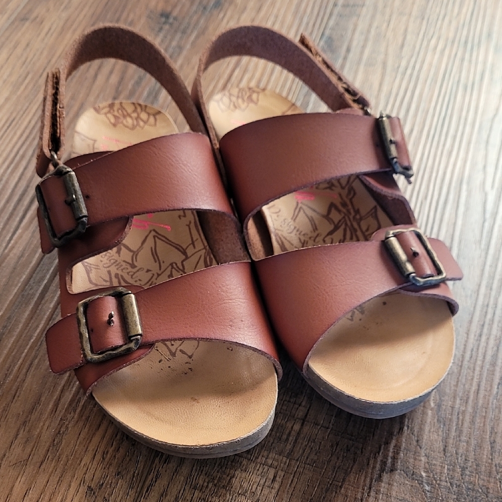 Blowfish Malibu Kids Brown Leather Sandals with Buckles, Size 2